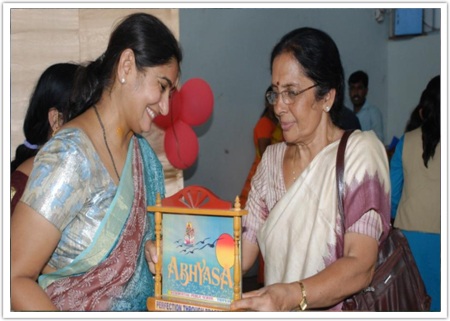 AVANTI THE LANGUAGE FEST 2012 