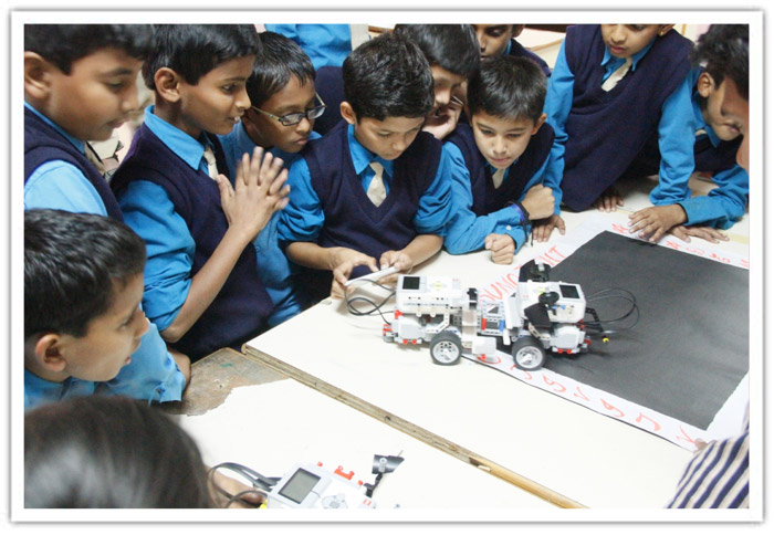 ROBOTICS Sessions For Abhyasa Students