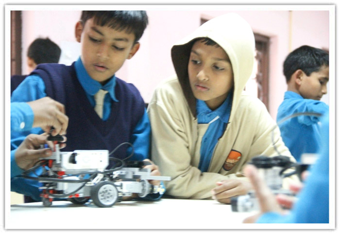 ROBOTICS Sessions For Abhyasa Students
