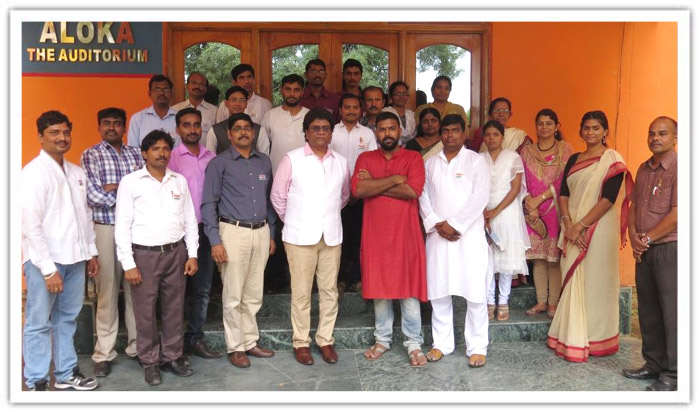 Tharun Bhascker Dhaassyam Visits Abhyasa