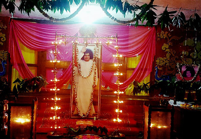 Bhagwan Shri Satya Sai Aaradhana Mahotsavam