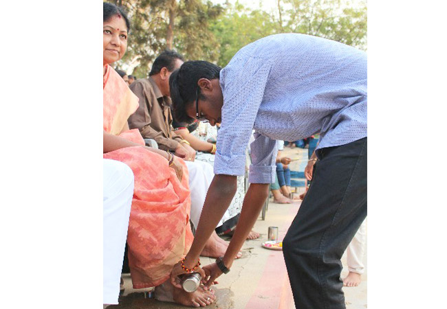 Paada Pooja of Parents at Abhyasa 2018
